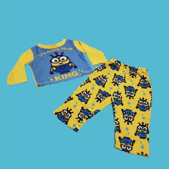 Other - 🆙️50% off w/ bundle minions jammie set